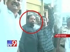 Tv9 Gujarat - Waqf  Board CEO caught red handed while taking bribe